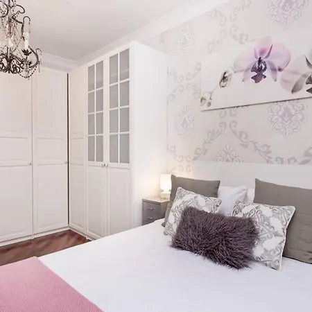 2 Bedroom By Sagrada Familia Barcelona